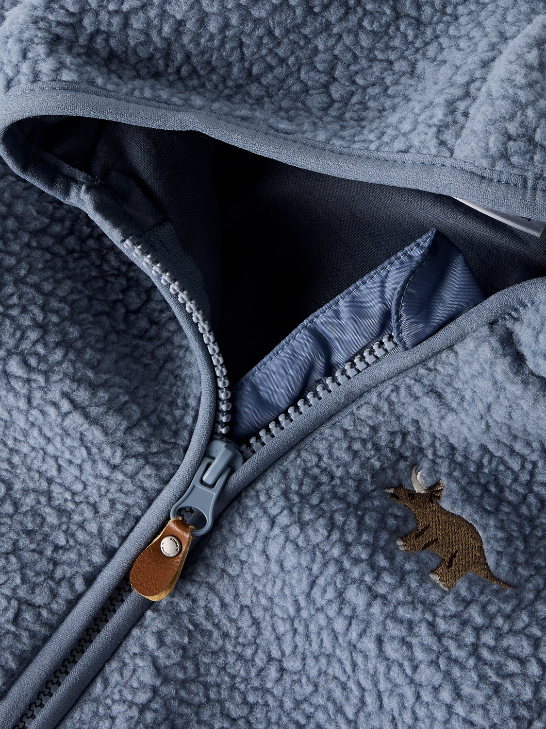 model_shot-detail